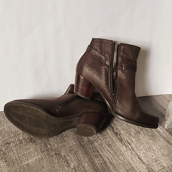 Baretraps ankle Boots - Picture 11 of 12